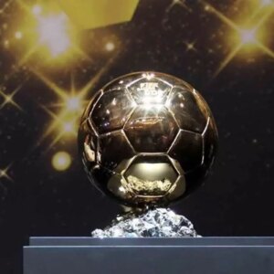 yilin futbolcusuna verilen altin top odulu icin adaylar aciklandi sUCHbHlH