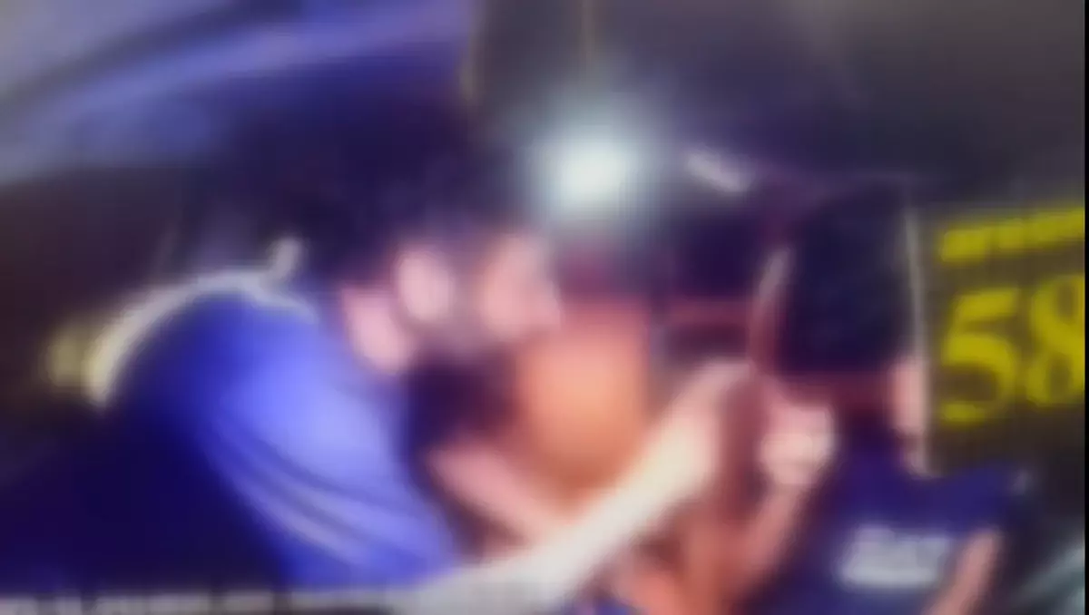 beyoglunda bicakli ihtiyac 16 yasindaki supheli tutuklandi U5TkFSNQ