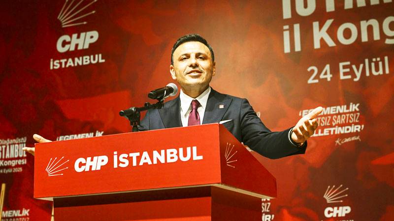 yeniden istanbul il baskani secilen celik imamoglu cumhurbaskani adayiyim deyince 3 dugmeye bastilar QMQ8WEkl