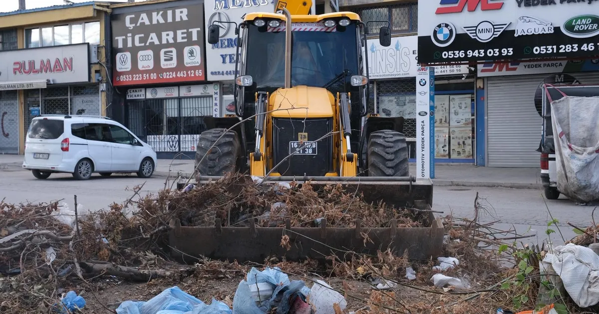 bursa niluferden besevler sanayi sitesine kapsamli temizlik d9HhJVhA