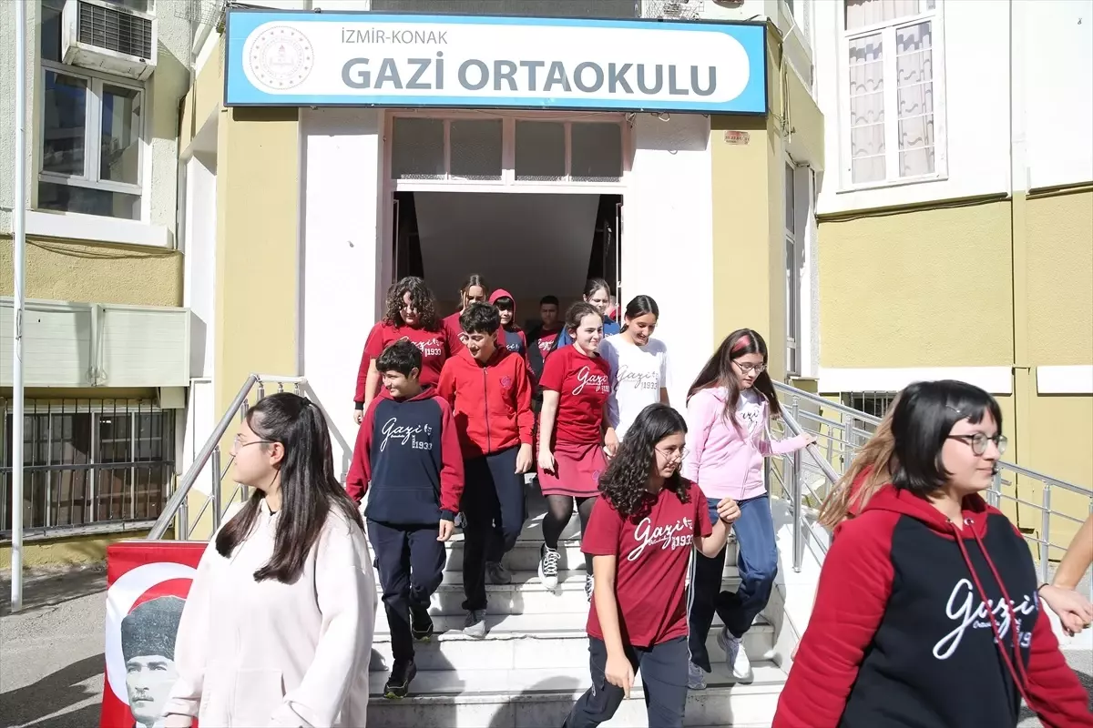 okullarda afet tatbikatlari gerceklestirildi yqhtjpp9.jpg