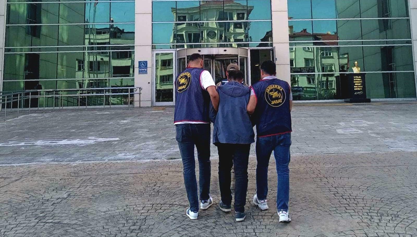 orduda aranan 48 supheli jandarma ekiplerince yakalandi VNylbrTU