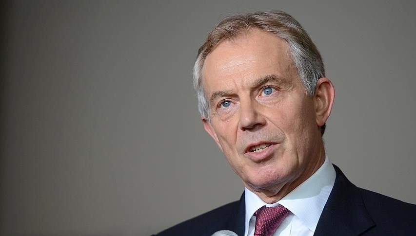 tony blair gorevdeyken epsteini ofisinde agirlamis 4DcKFCku