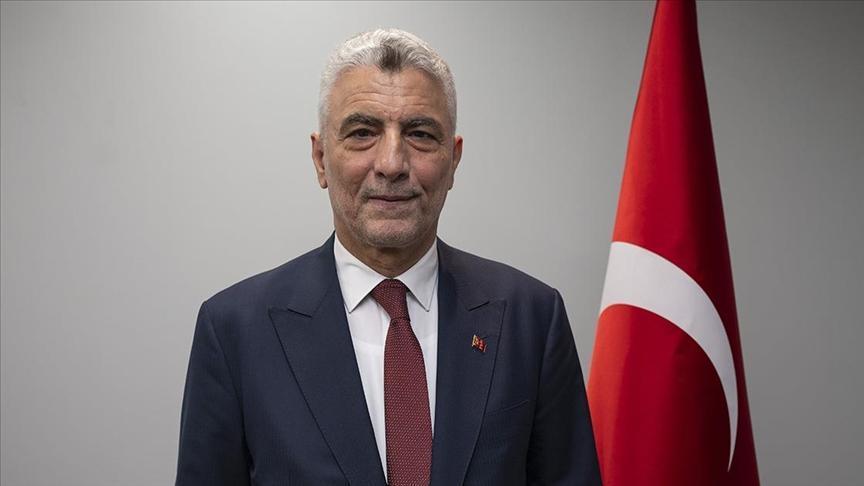 bakan bolat e ihracatta da firmalara destek oluyoruz Nq5QP1z4.jpg