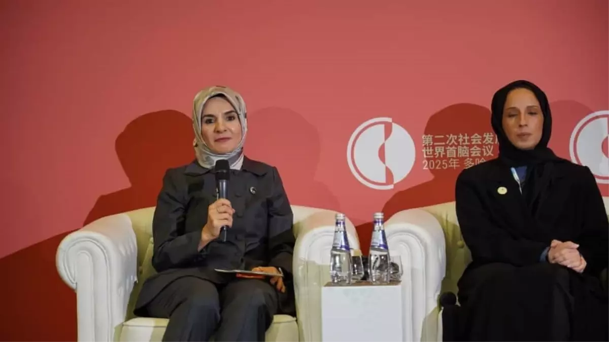 bakan goktas aileyi yeniden merkeze almak insanligin en acil sorumlulugudur uTuGBcXh.jpg