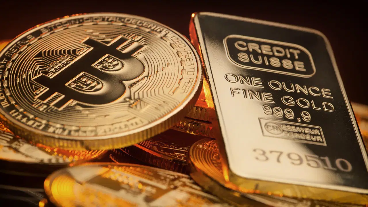 Bitcoin rekor seviyeden yüzde 51 geriledi: Analistler uzun vadeli senaryolar için ne diyor?