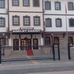 Ankarada damat dehseti tartistigi kayinpederi ve kayinvalidesini oldurdu mKashYvj